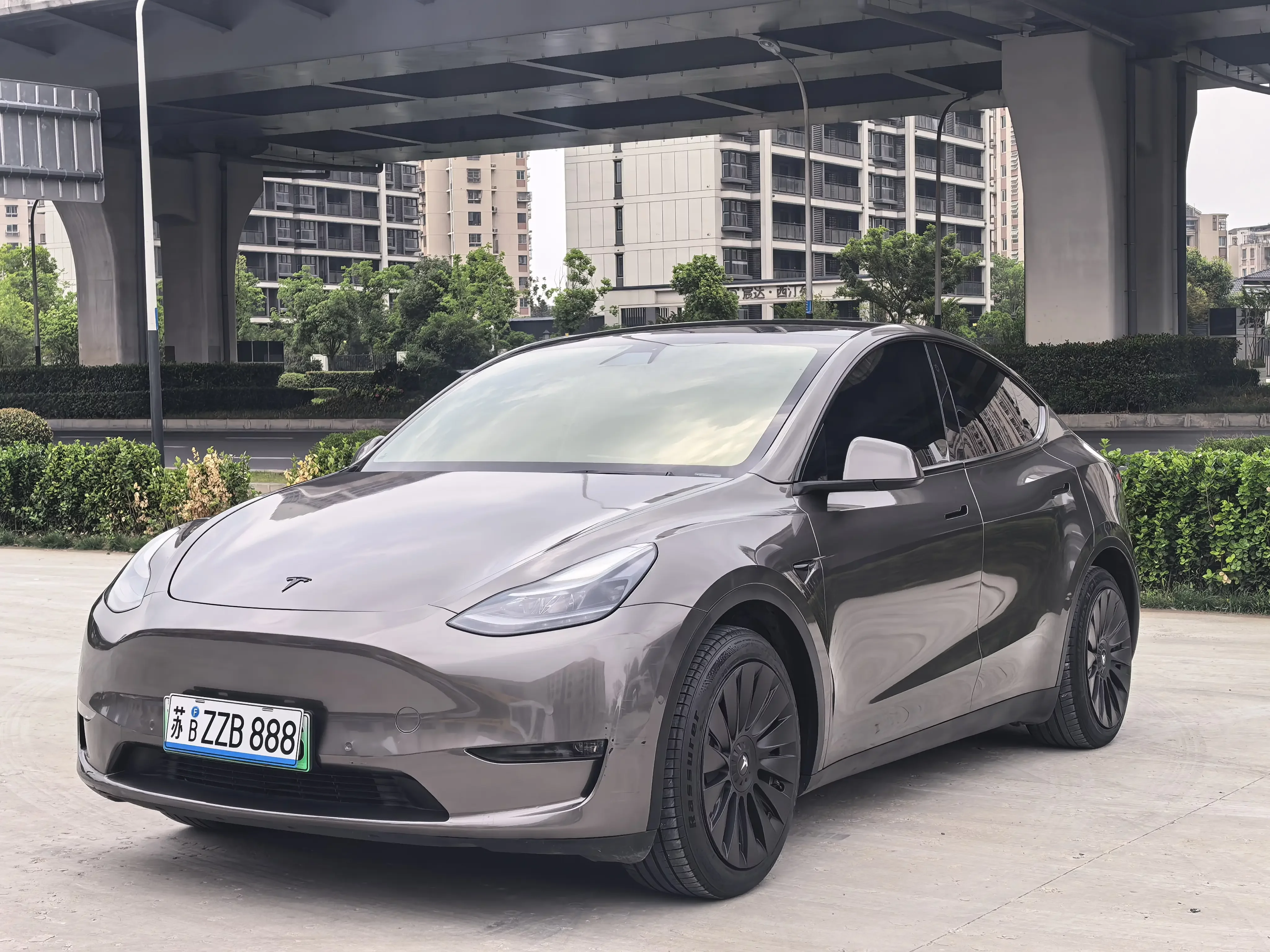 Tesla Model Y  из Китая
