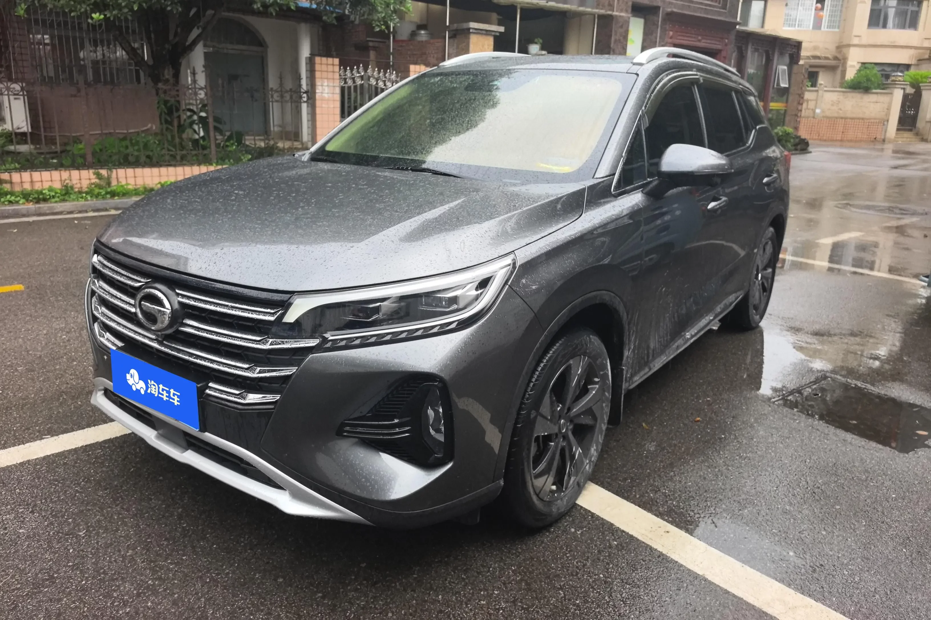 GAC Trumpchi GS4