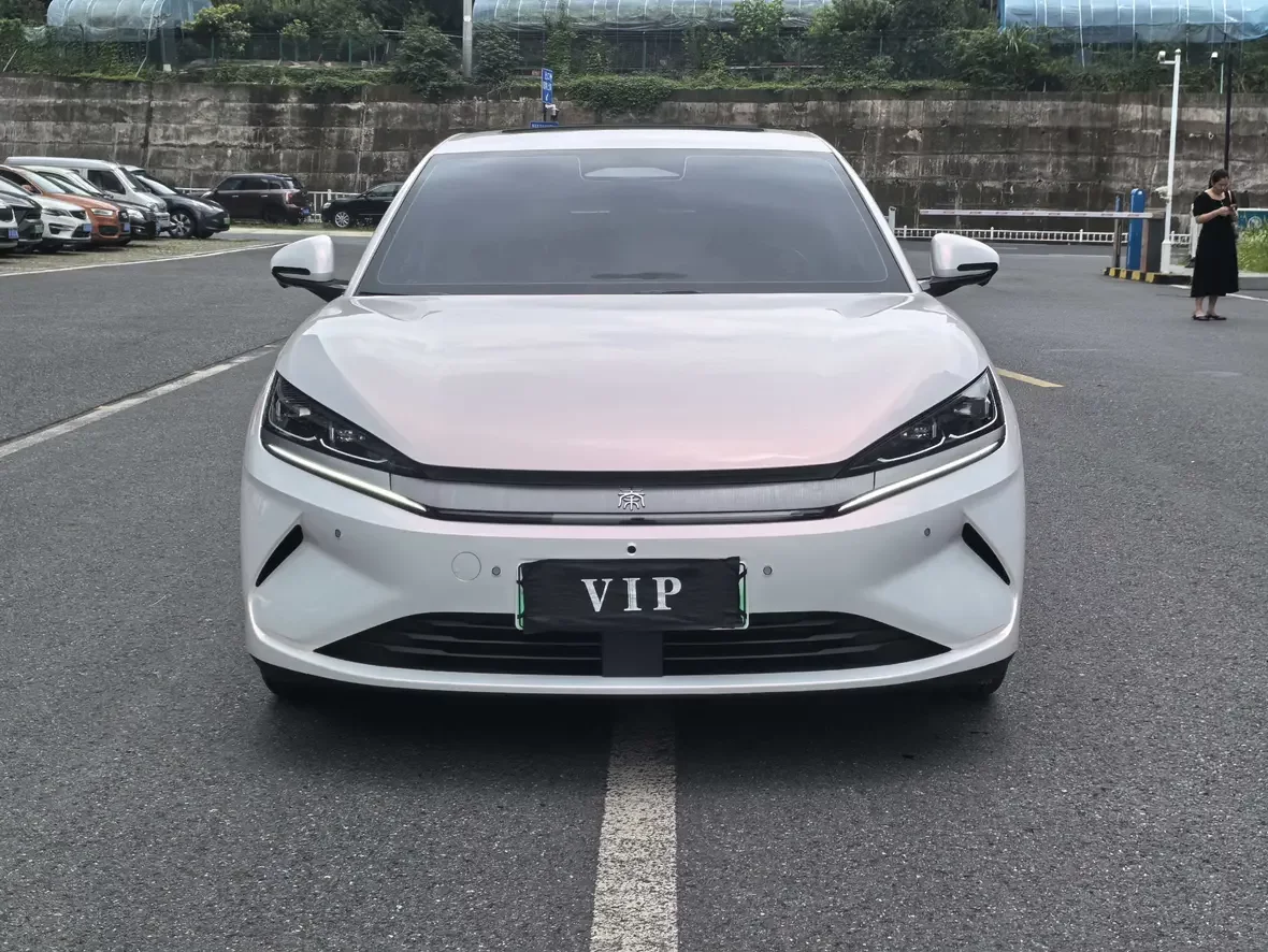 BYD Qin L EV