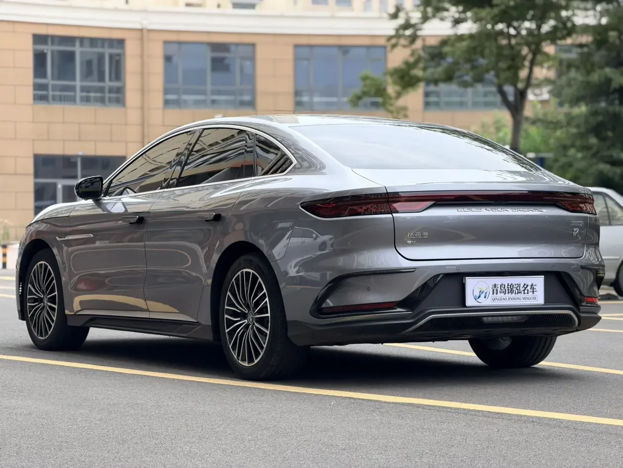 BYD Han EV