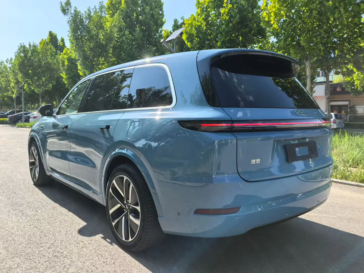 Lixiang L9