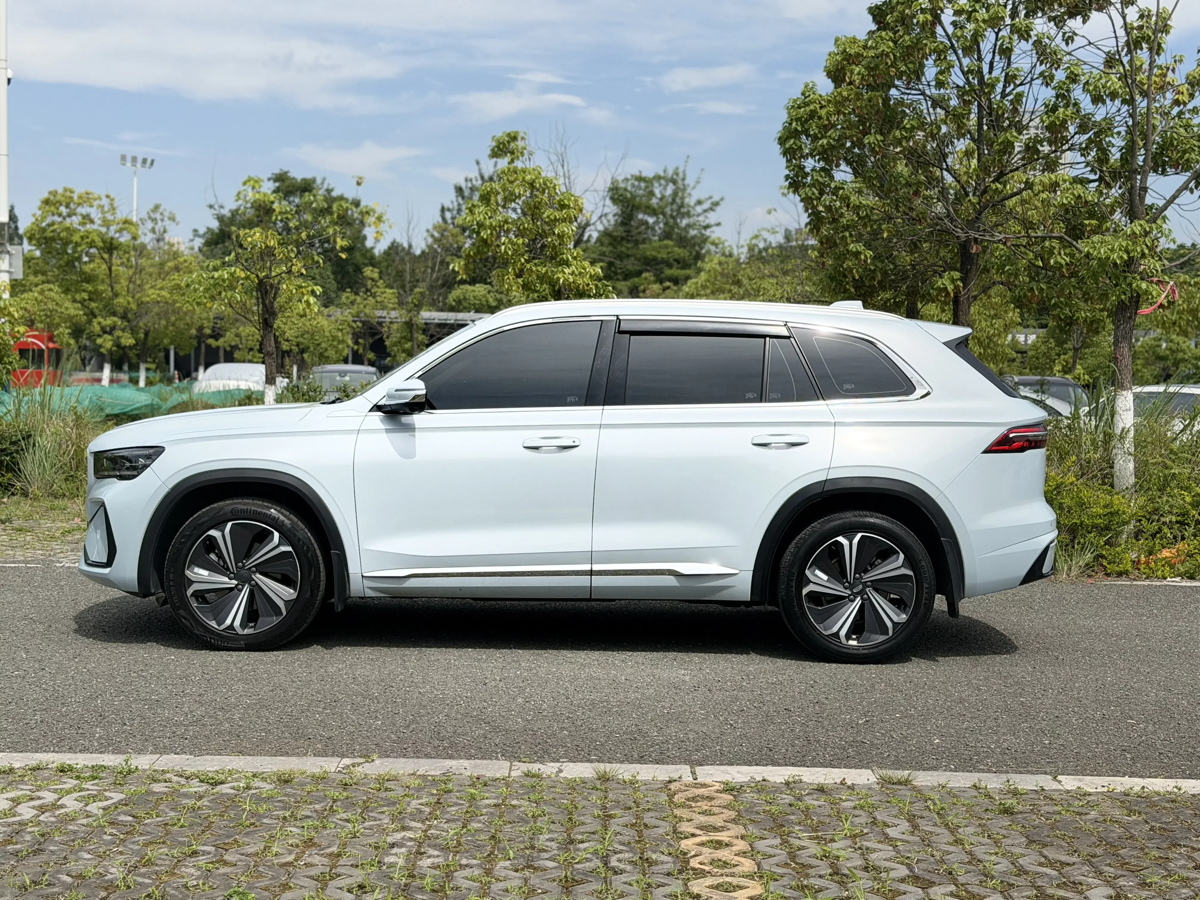 Geely Monjaro