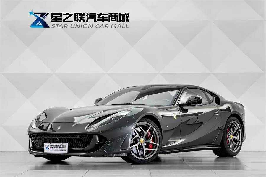 Ferrari 812