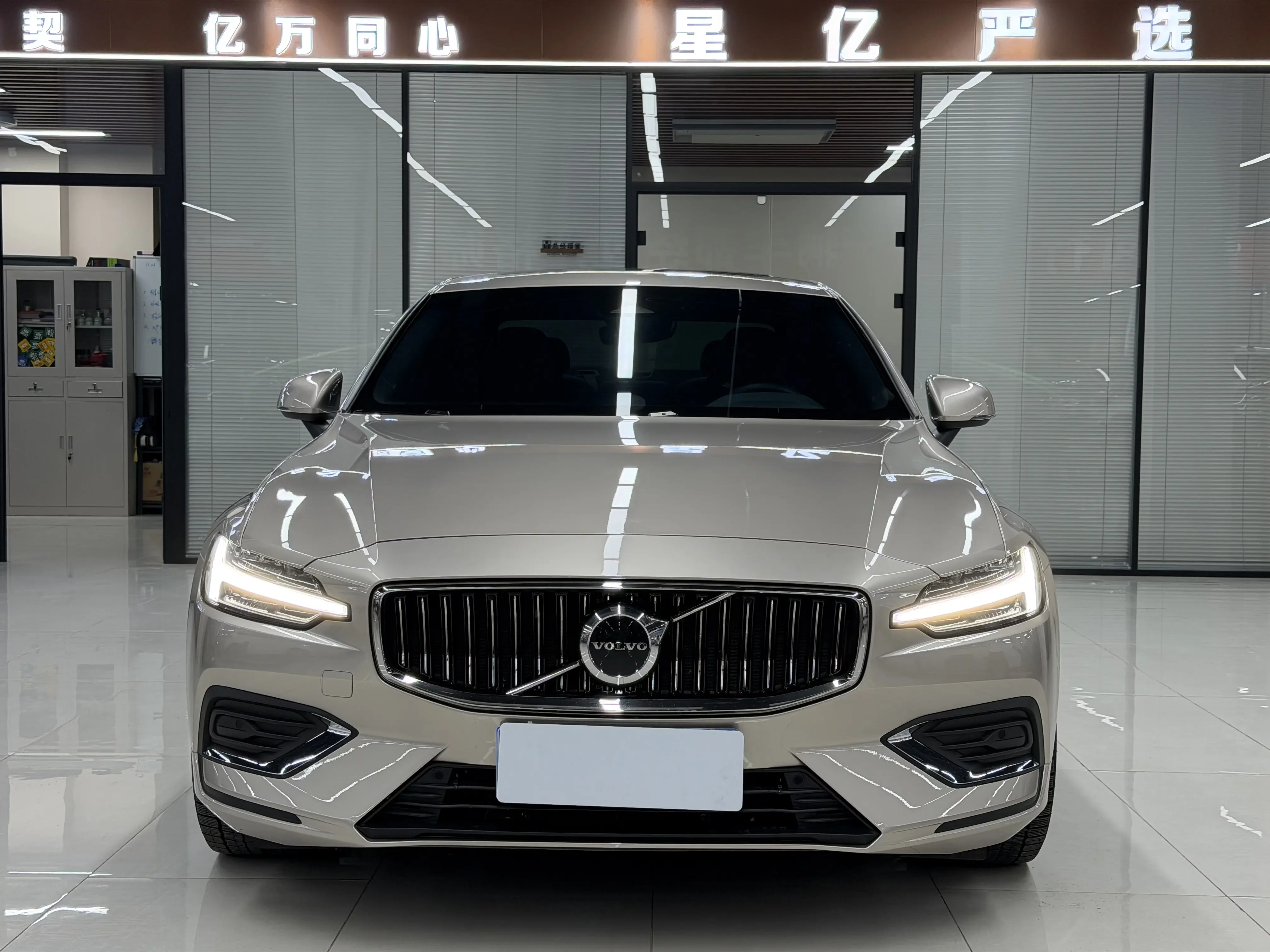 Volvo S60