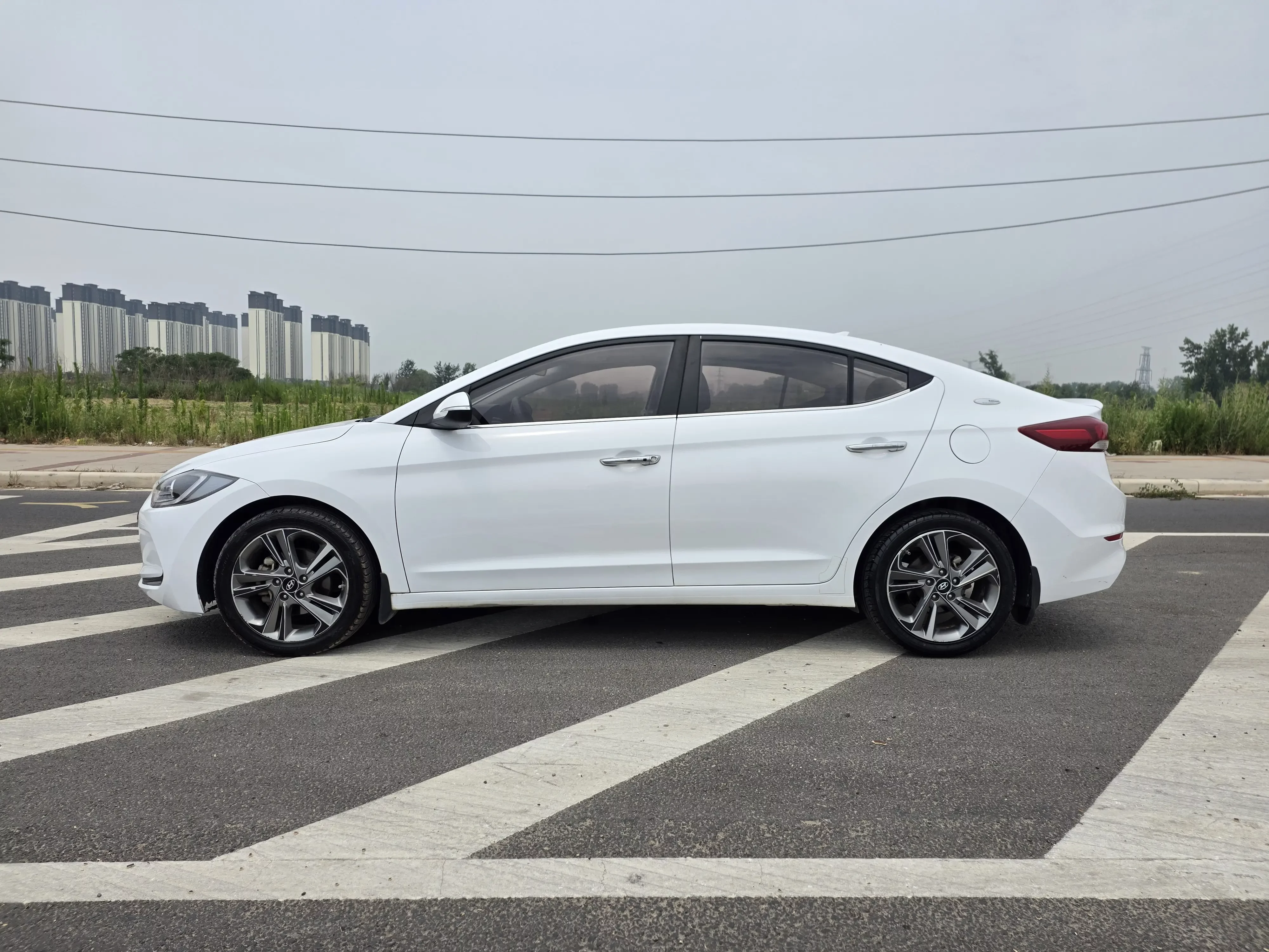 Hyundai lead