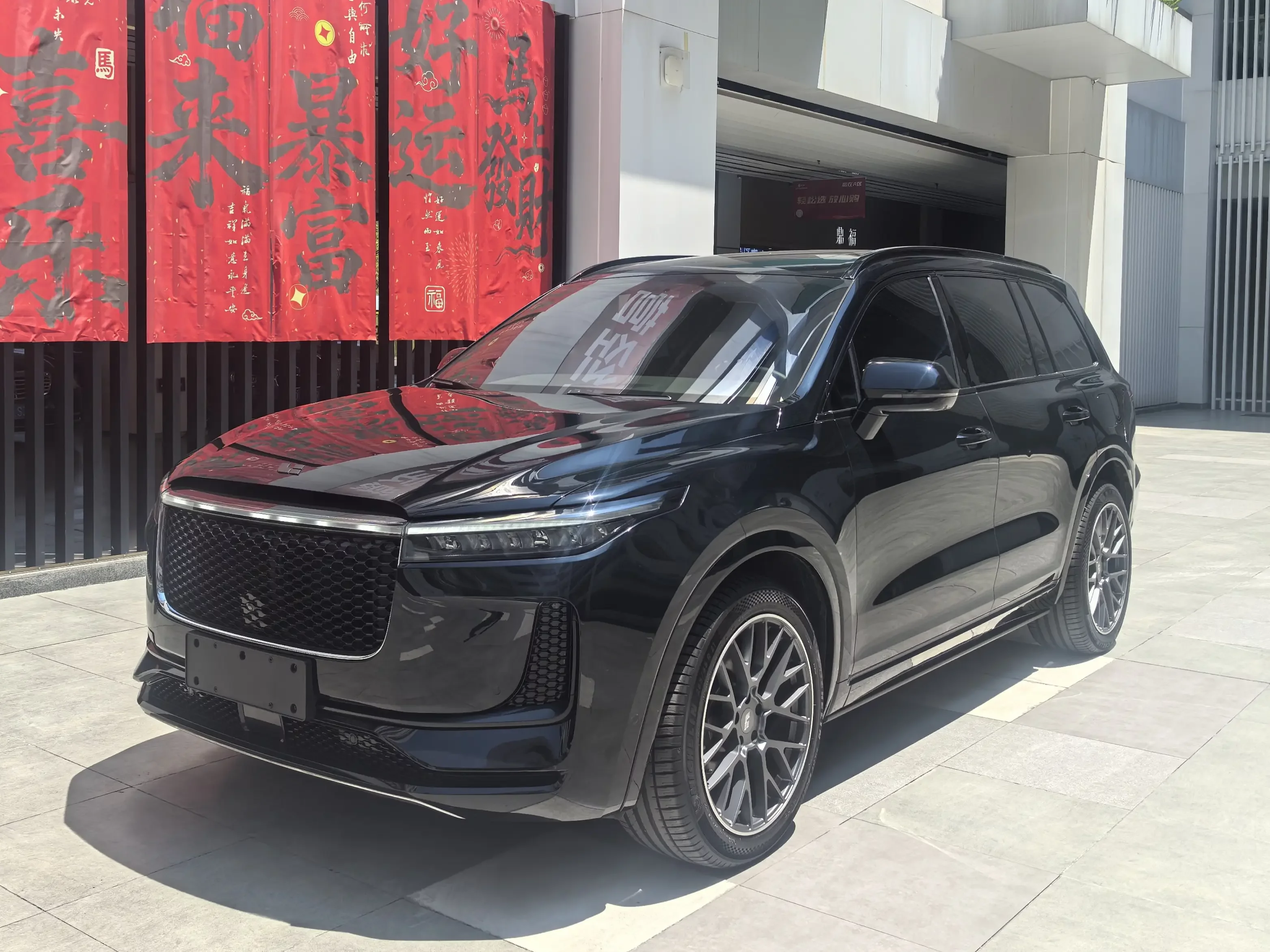 Li ONE (Ideal ONE)  из Китая