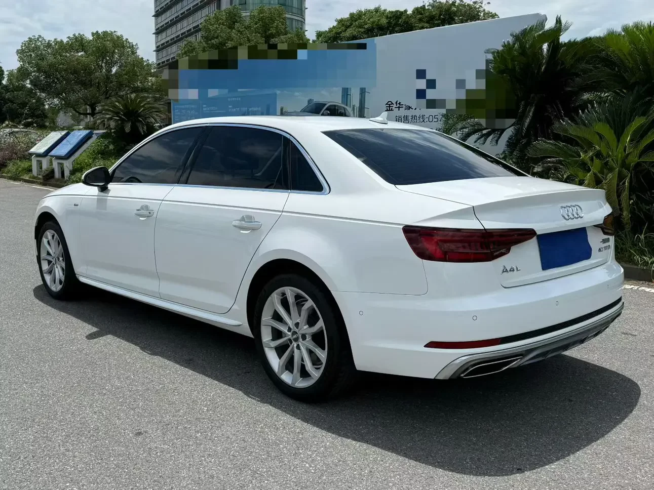 Audi A4L
