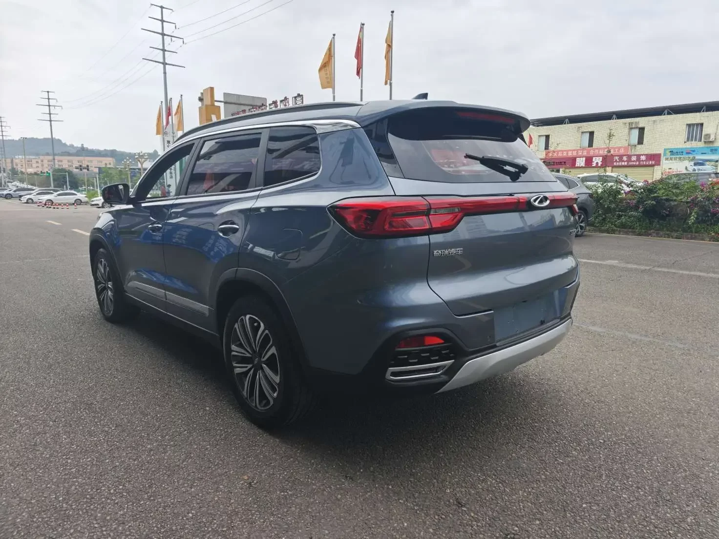 Chery Tiggo 8