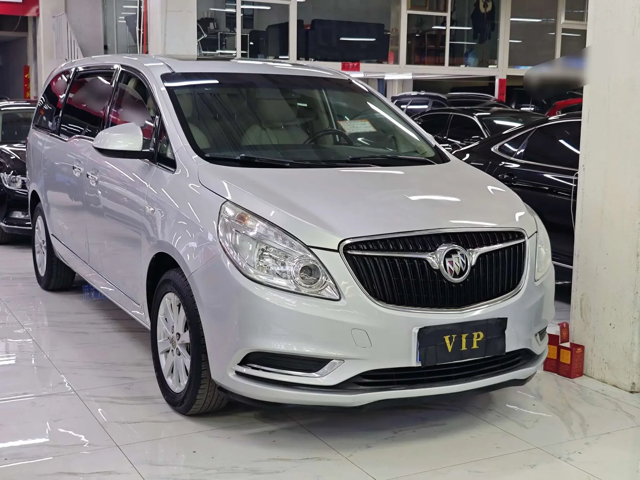 Buick GL8