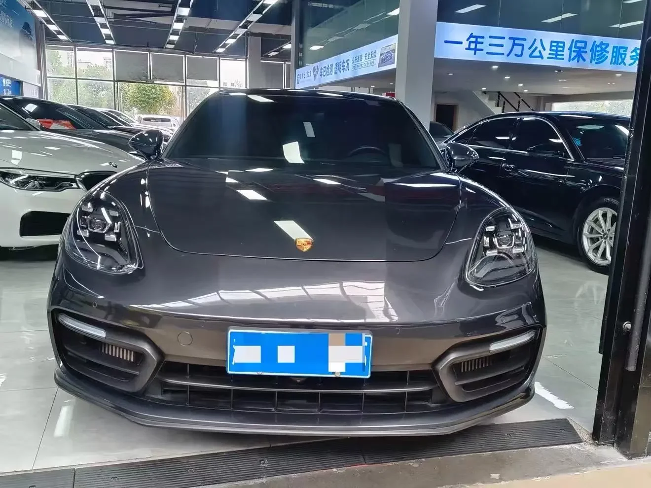 Porsche Panamera