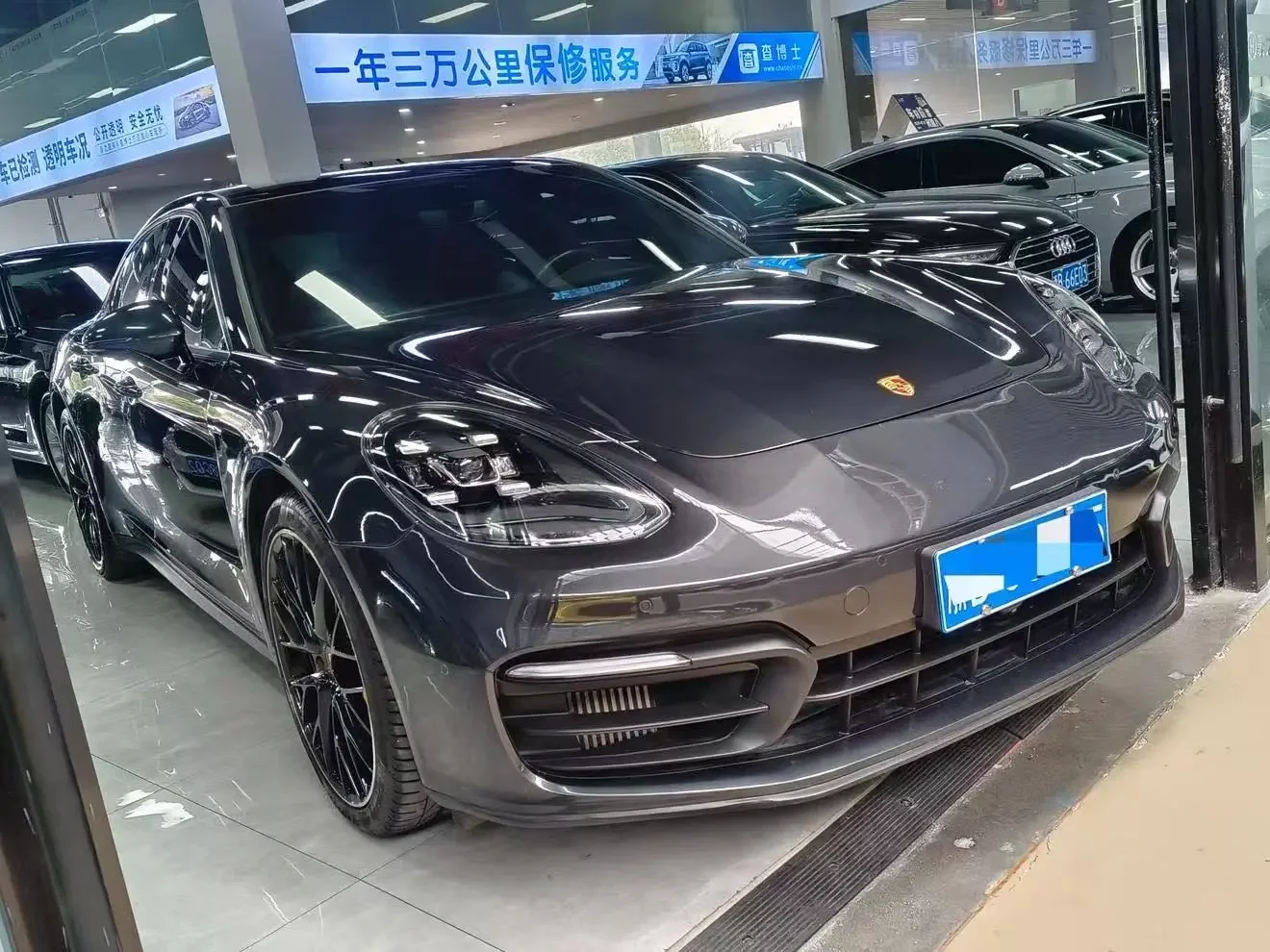 Porsche Panamera