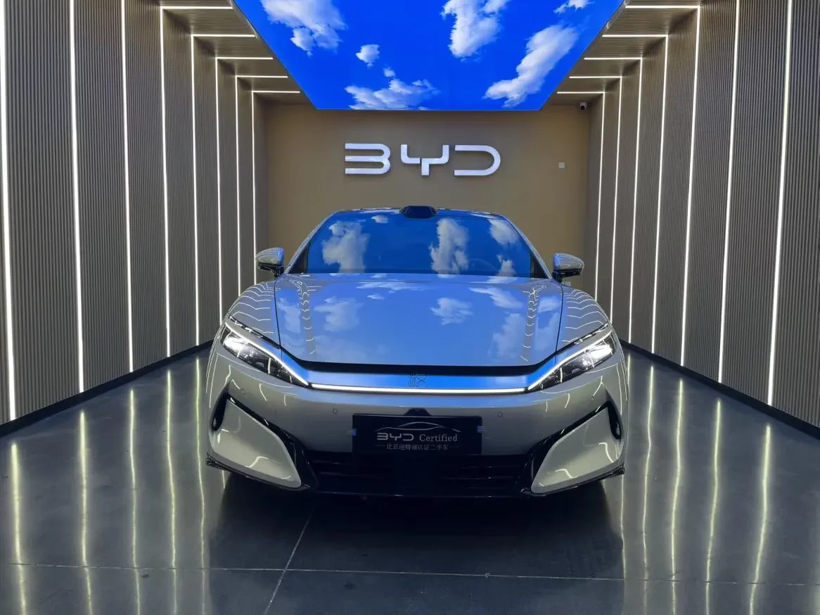 BYD Han L EV