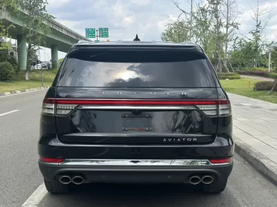 Lincoln Aviator