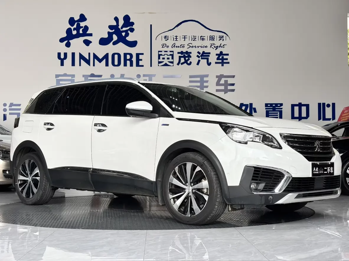 Peugeot 5008