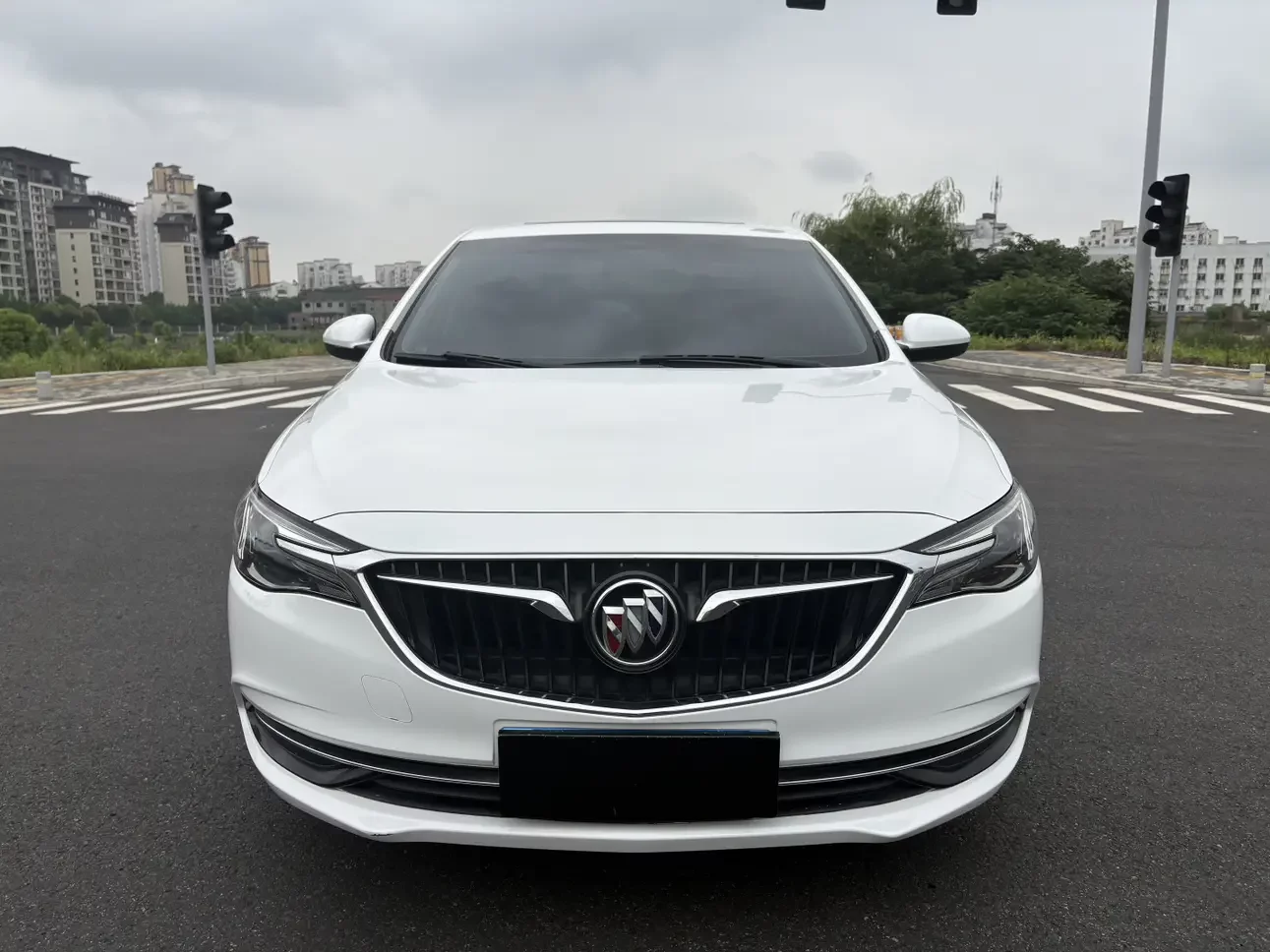 Buick Yinglang