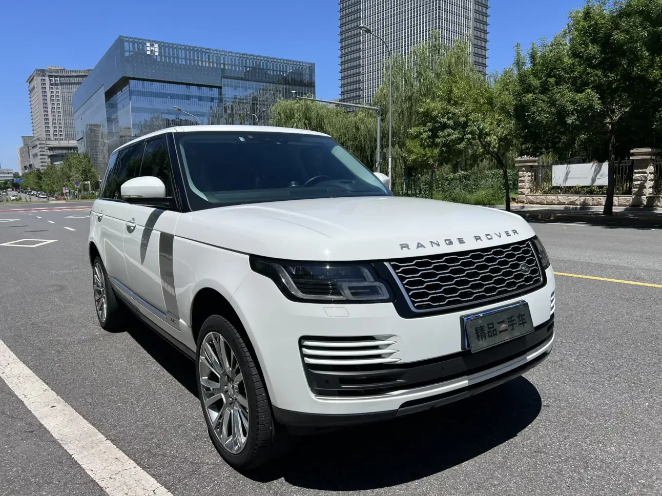 Land Rover range rover