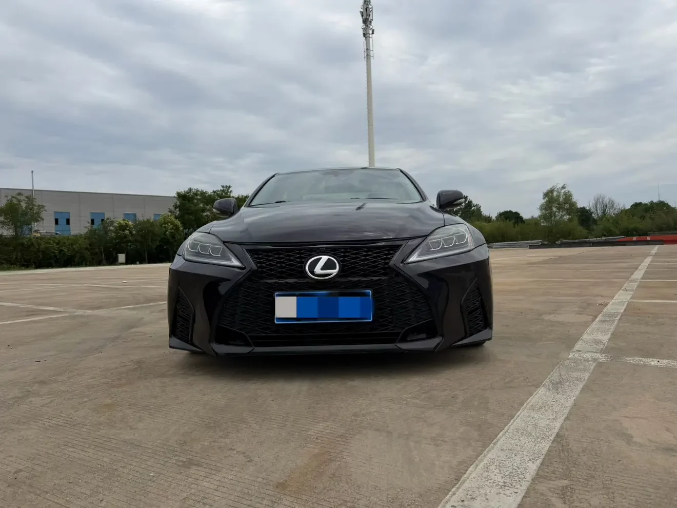 Lexus IS