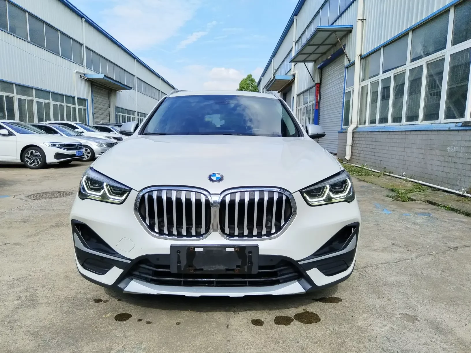 BMW X1  из Китая