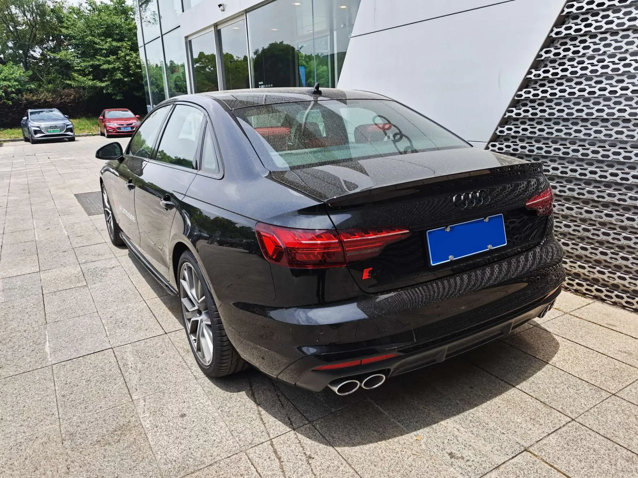 Audi S4