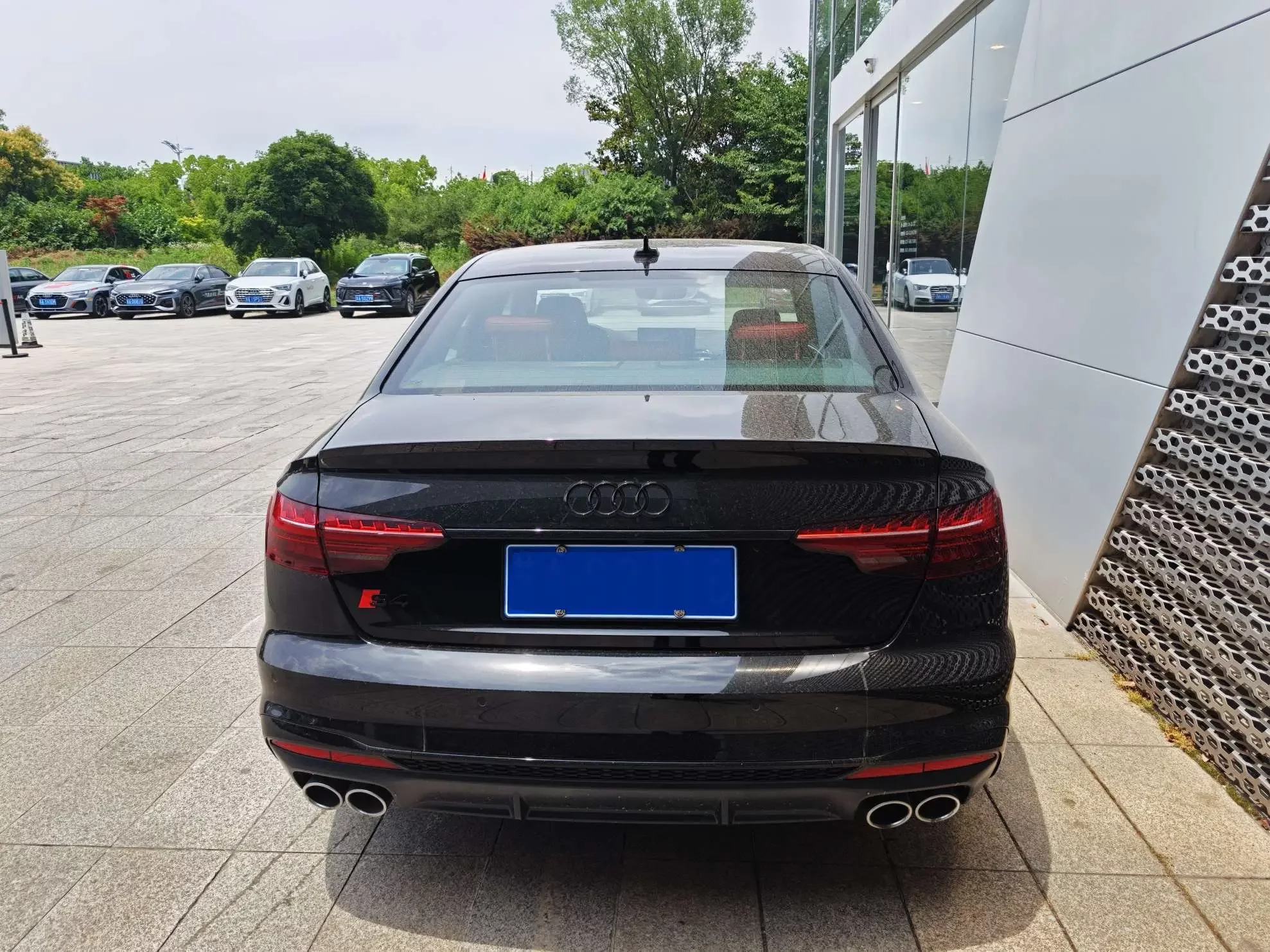 Audi S4