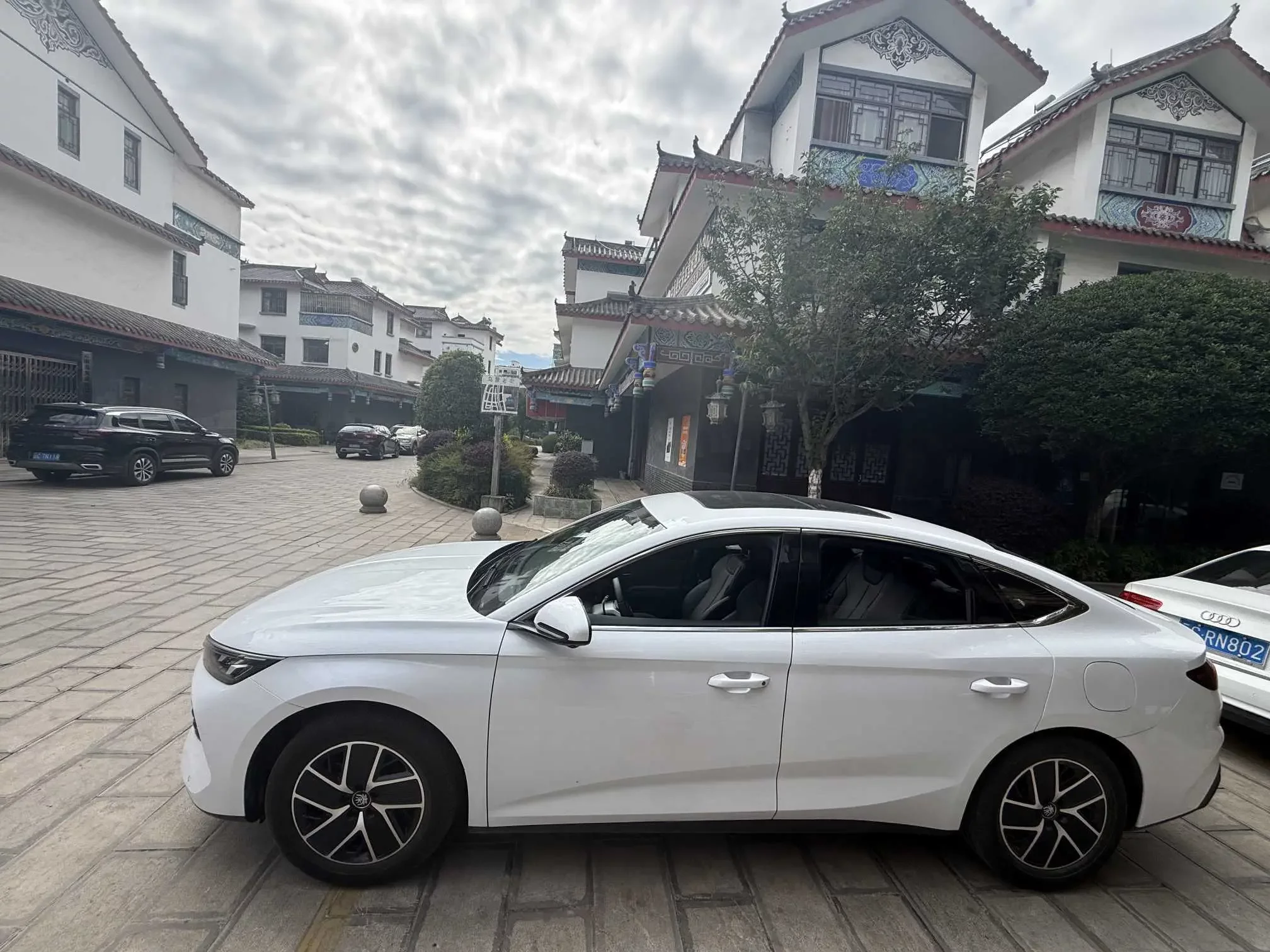 BYD Qin L DM