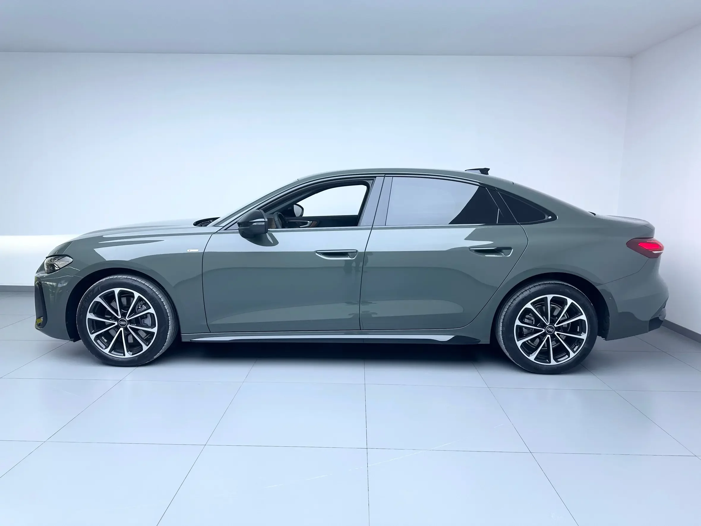 Audi A5L
