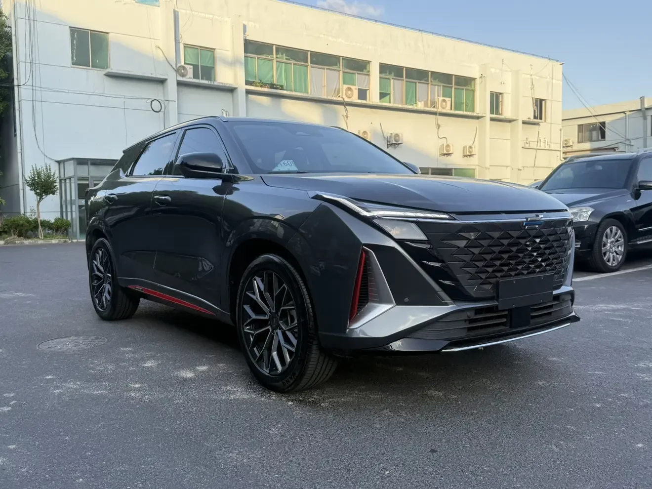 Oshan Changan Auchan Z6