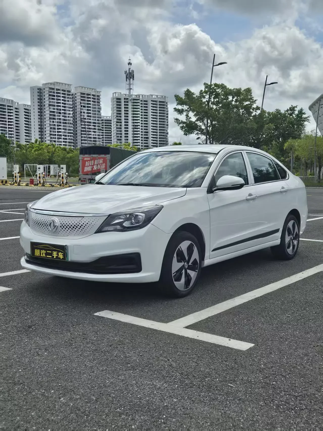 Dongfeng Fengshen E70