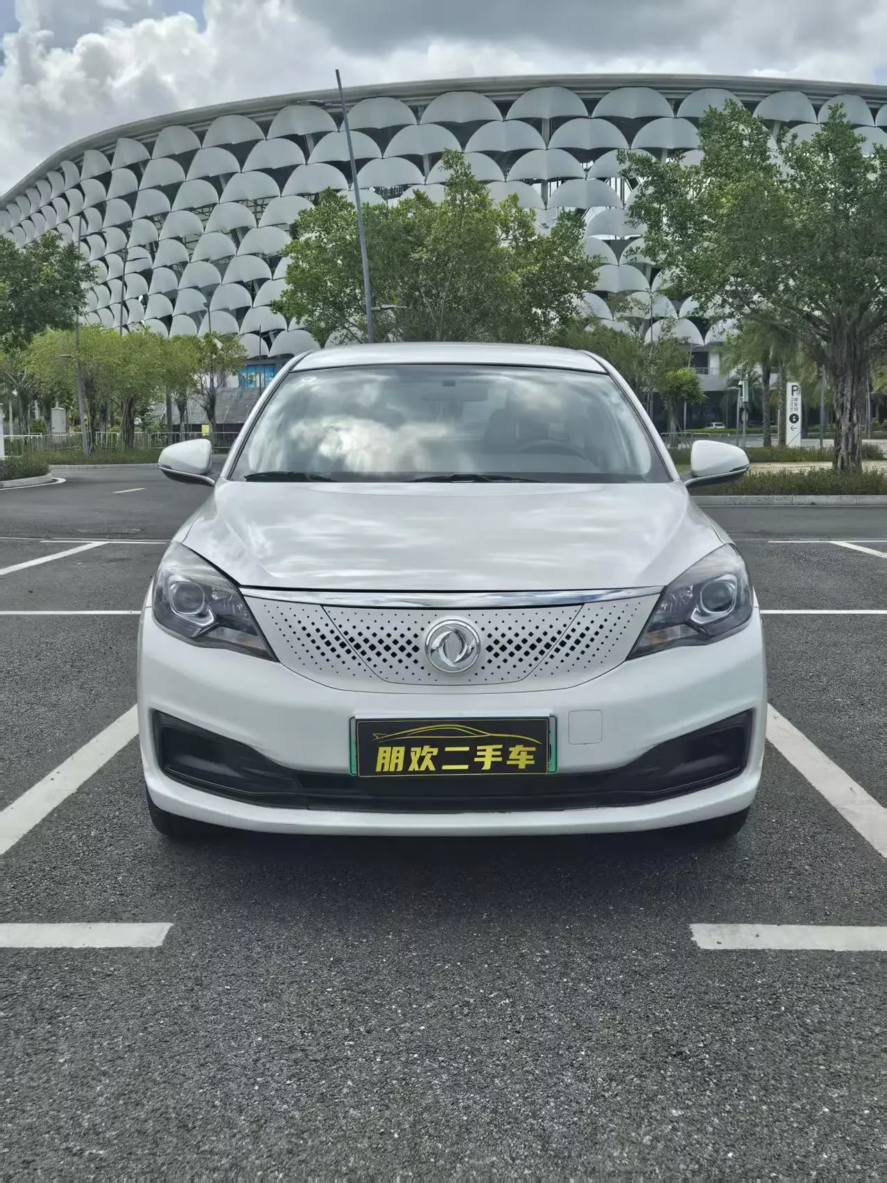 Dongfeng Fengshen E70