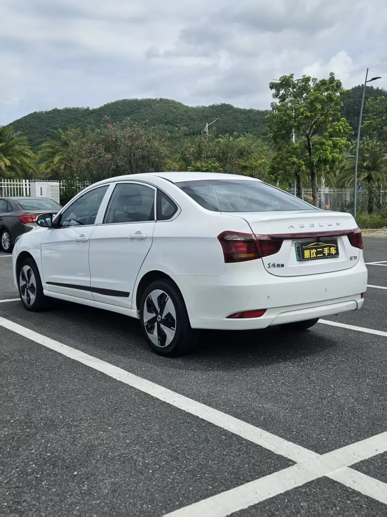 Dongfeng Fengshen E70