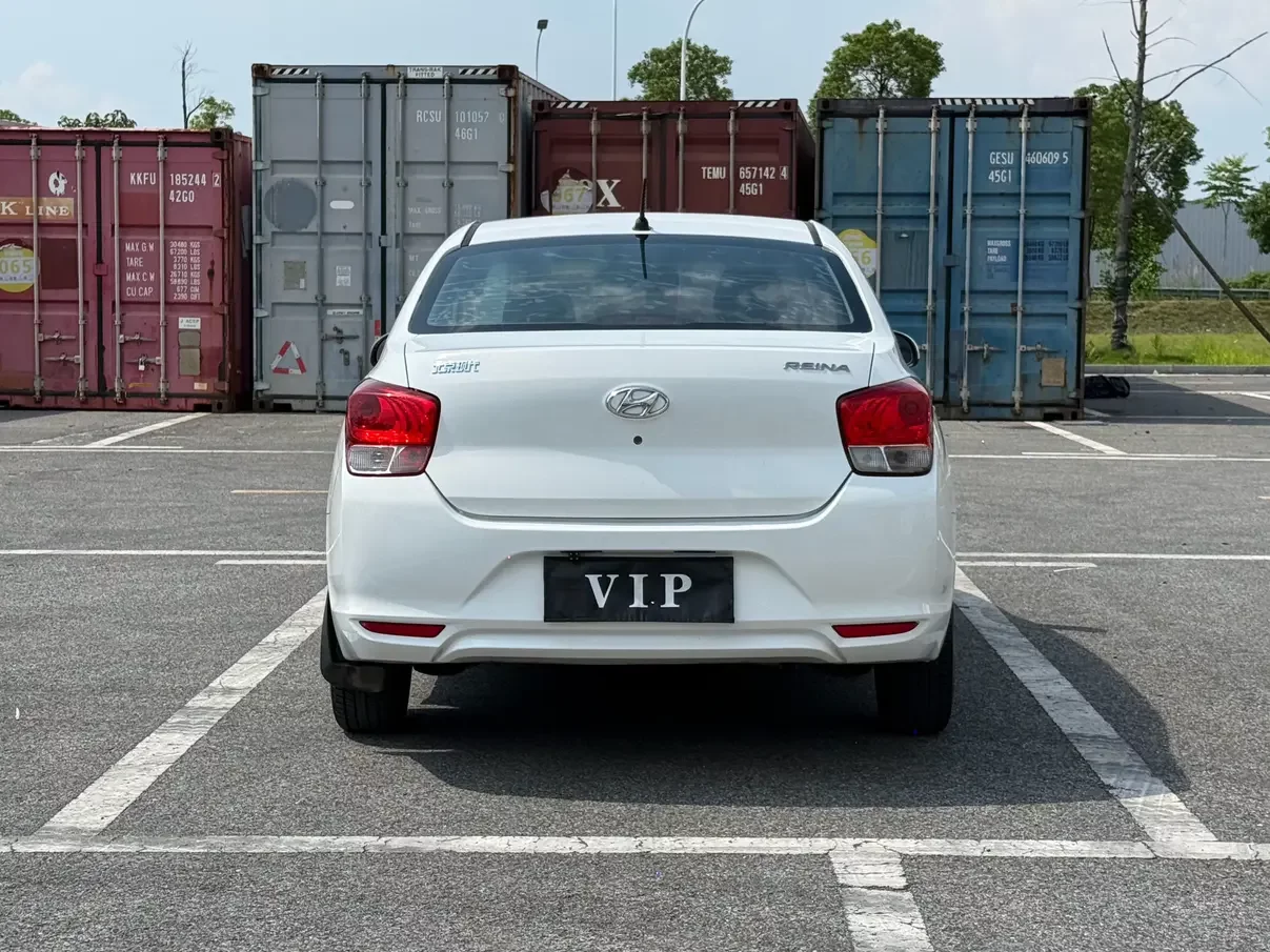 Hyundai Verna