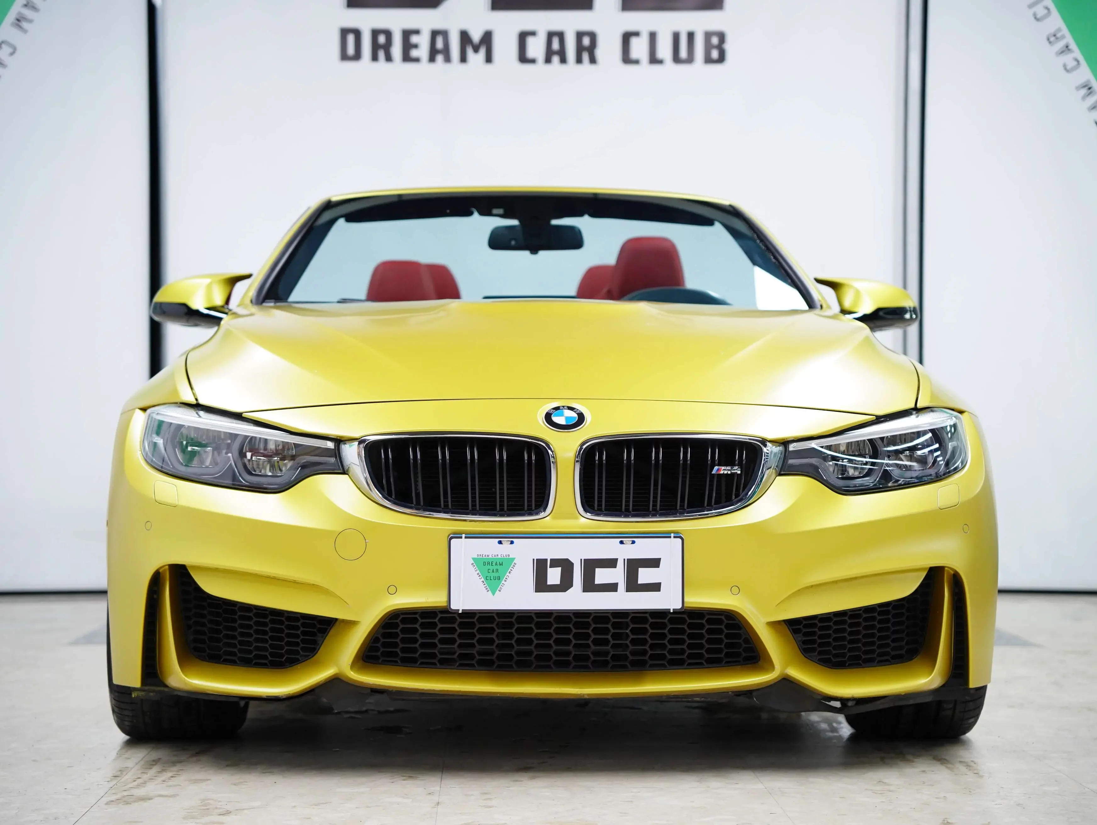 BMW M4  из Китая