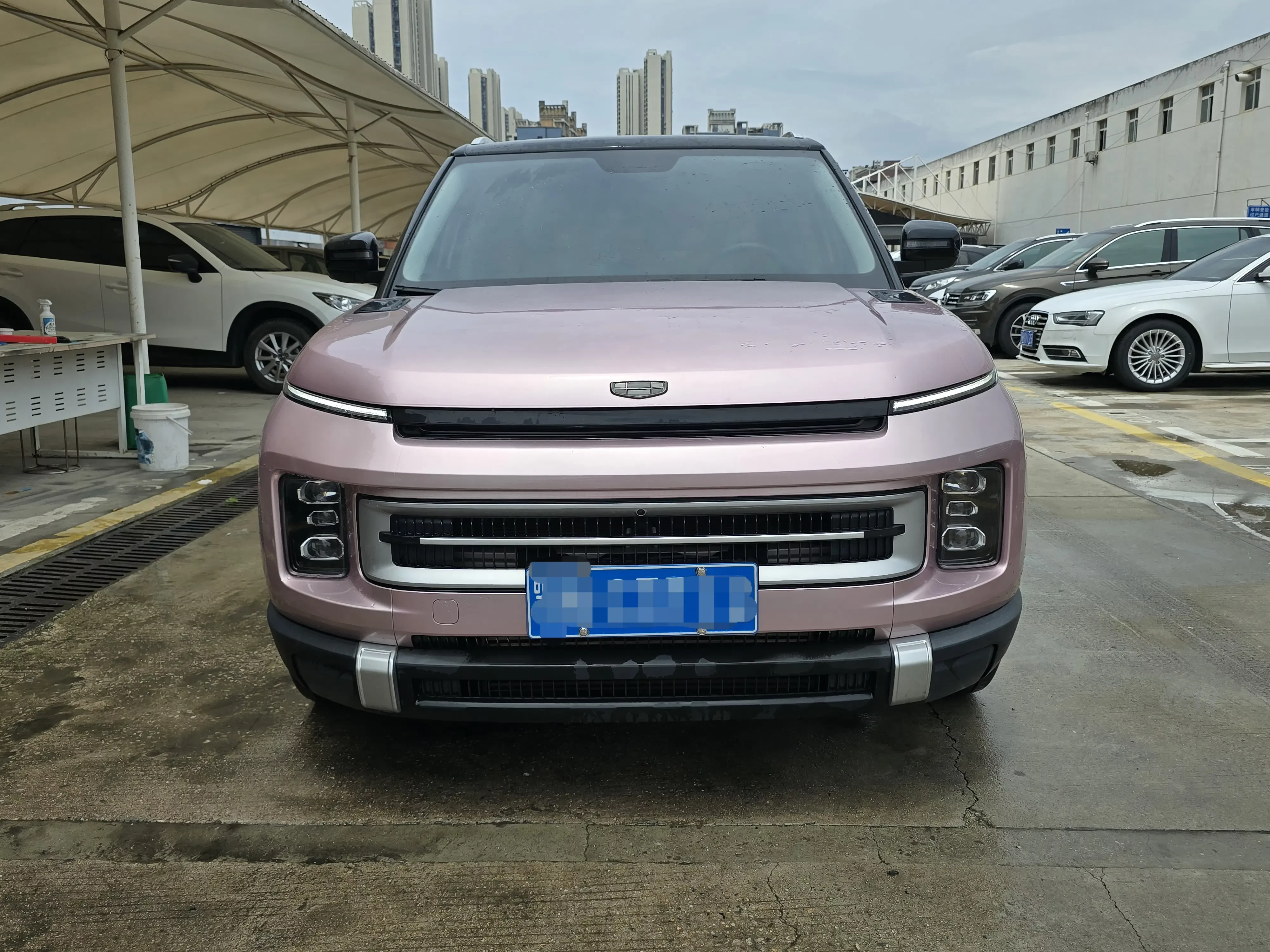Geely ICON