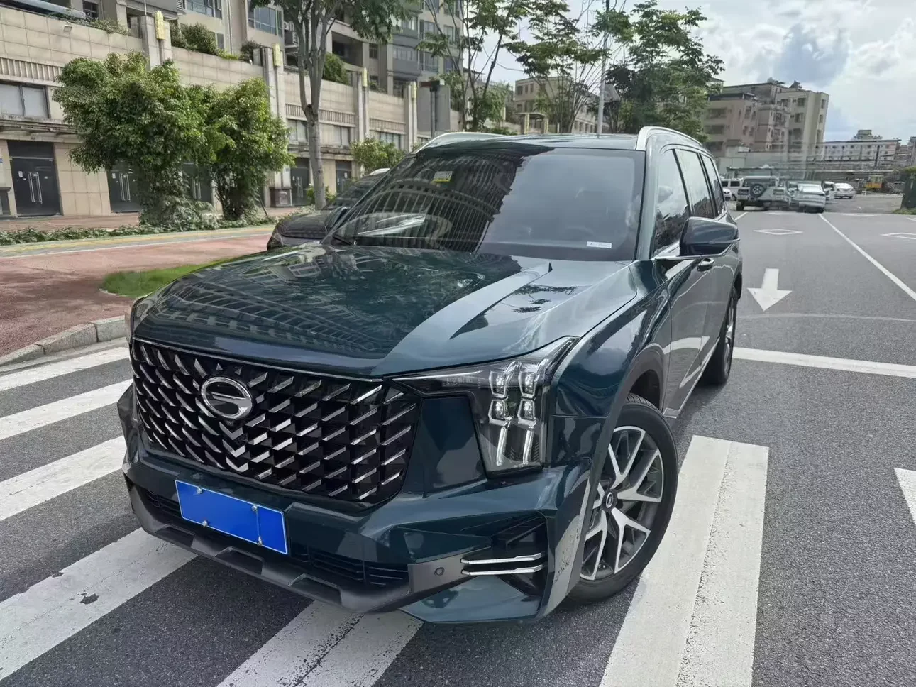 GAC Trumpchi GS8  из Китая