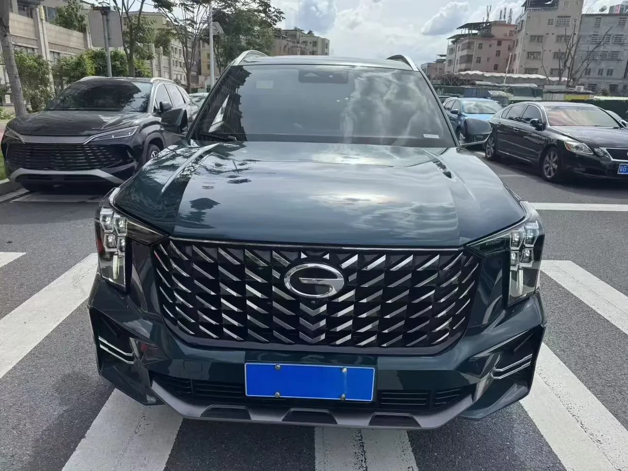 GAC Trumpchi GS8  из Китая
