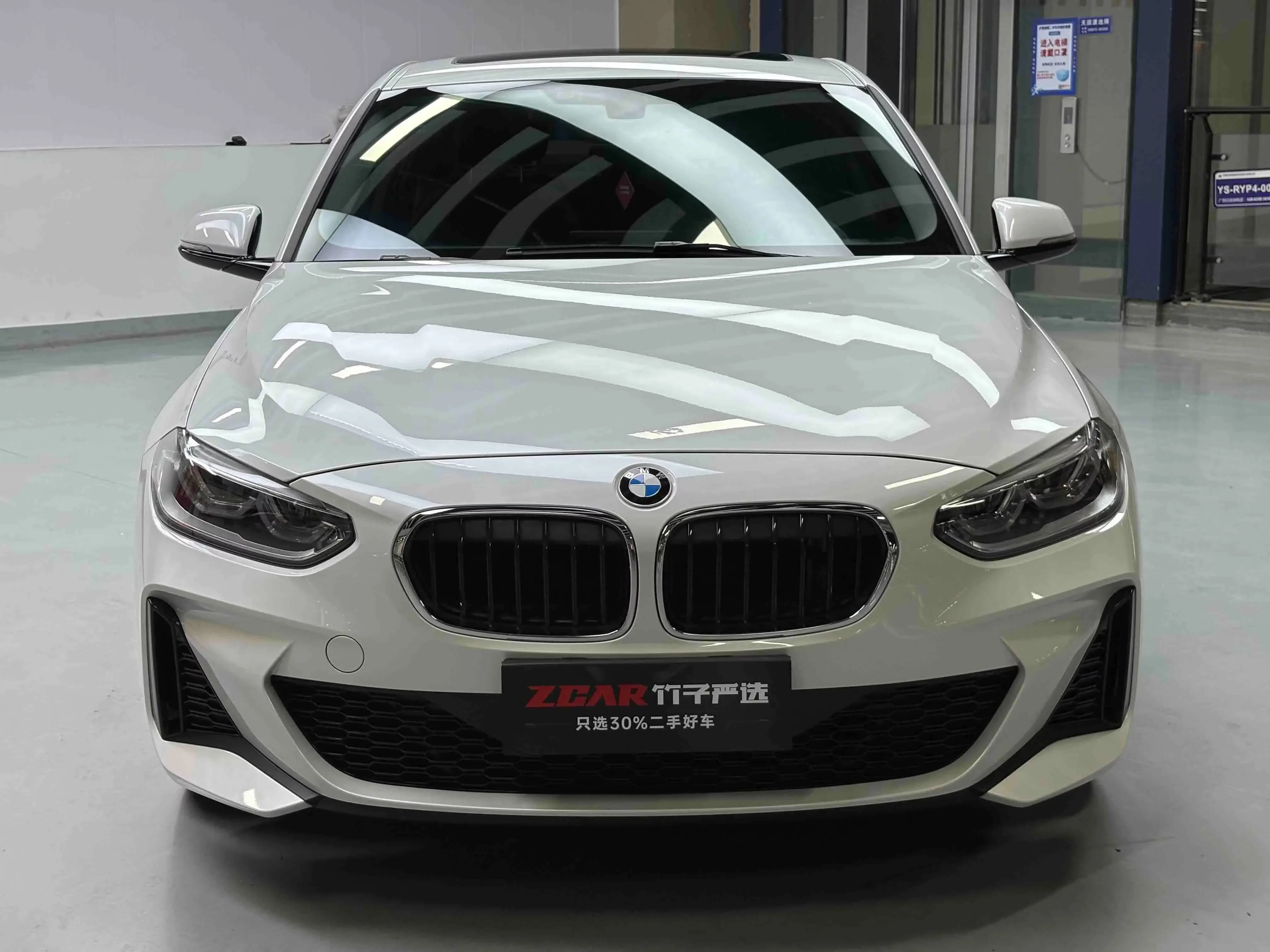 BMW 1 Series  из Китая