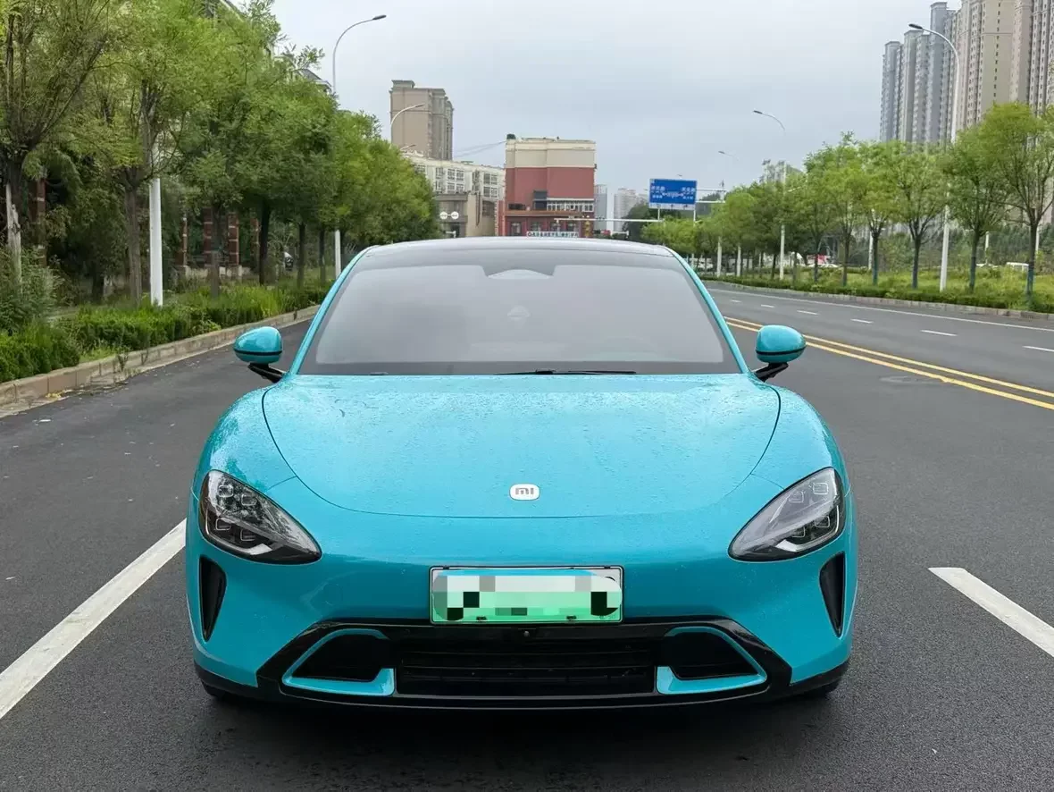 Xiaomi car Xiaomi SU7  из Китая