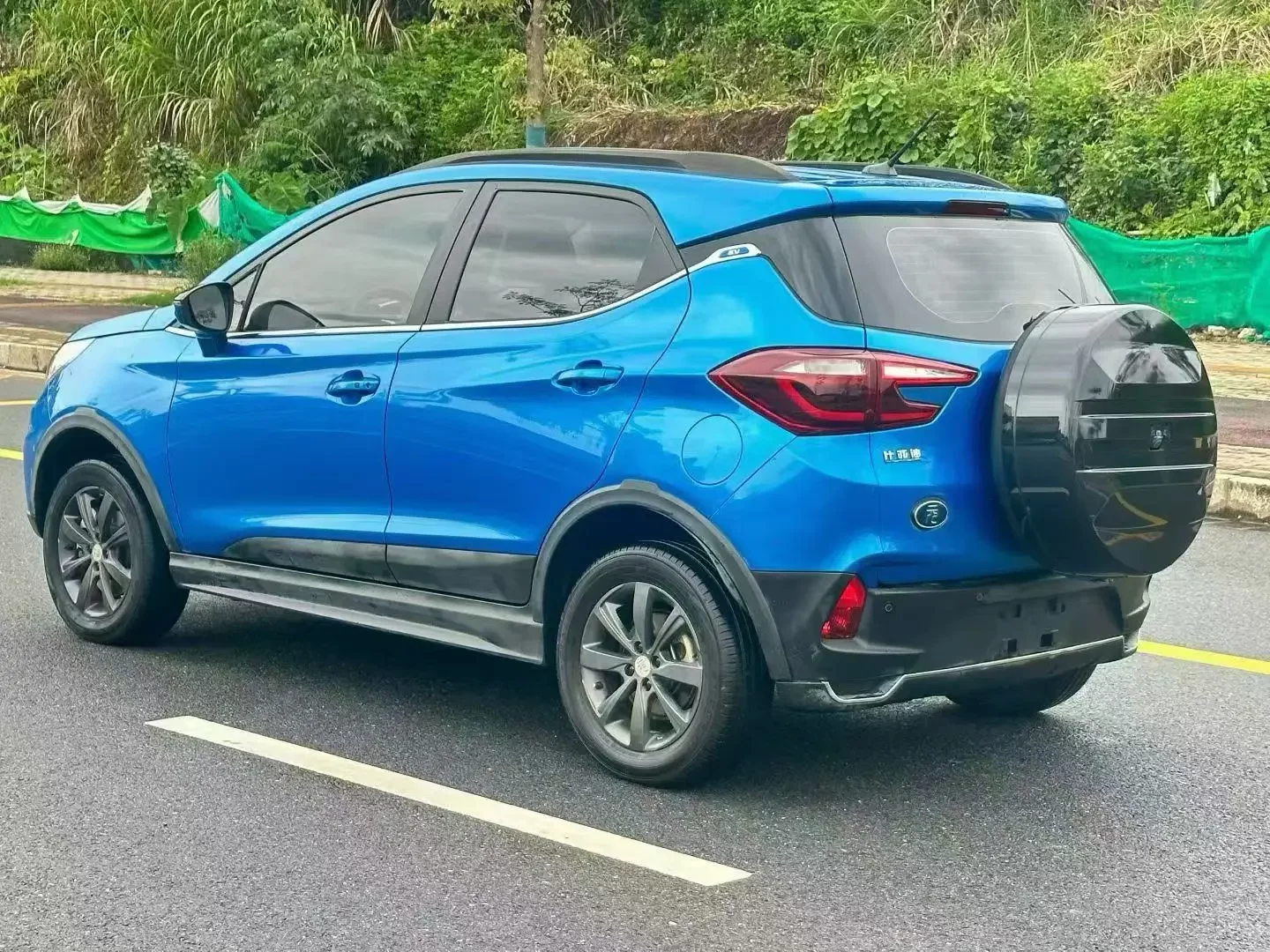 BYD Yuan EV
