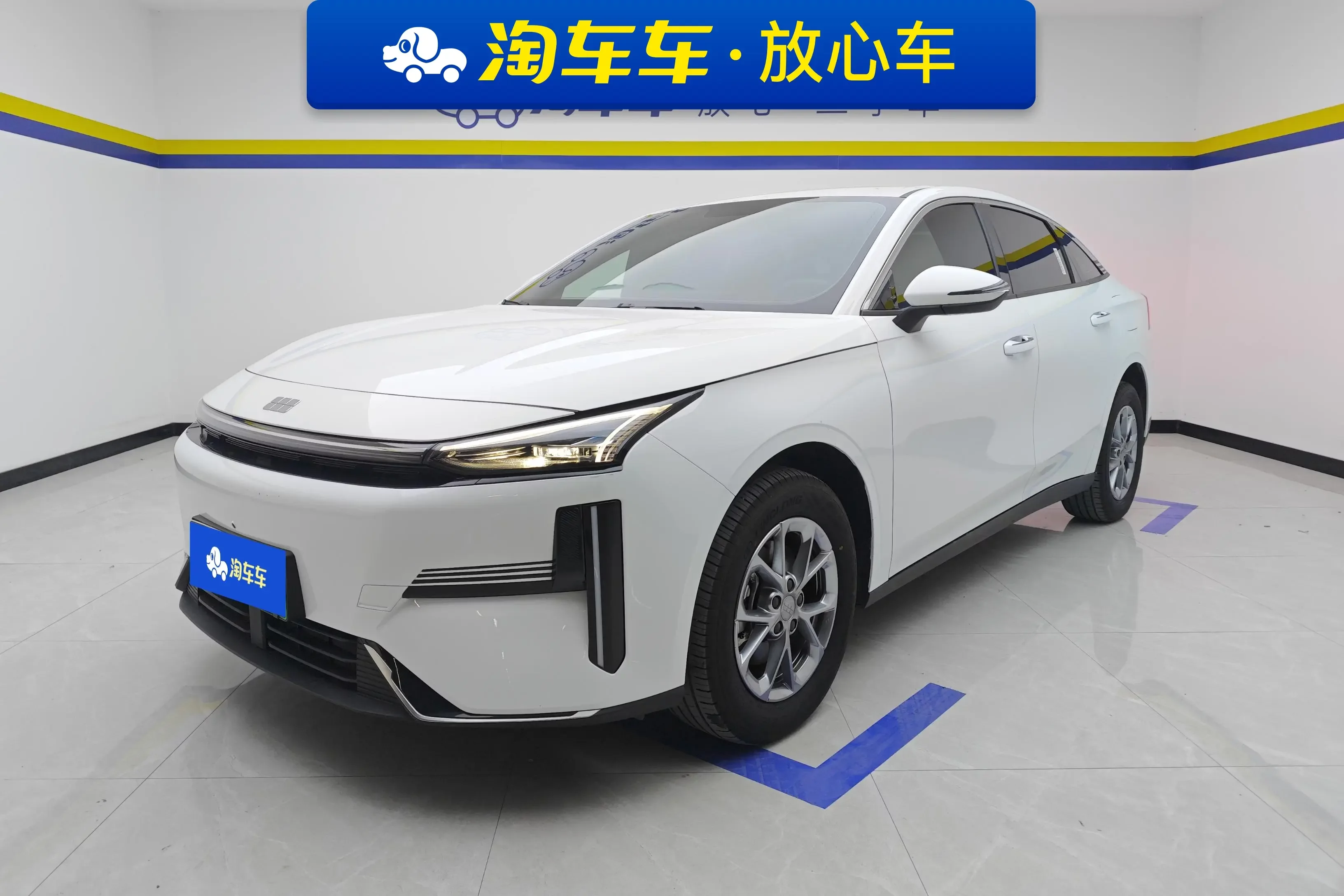 Geely Galaxy L6