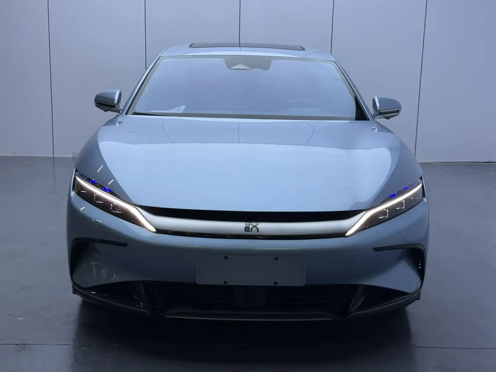 BYD Han EV