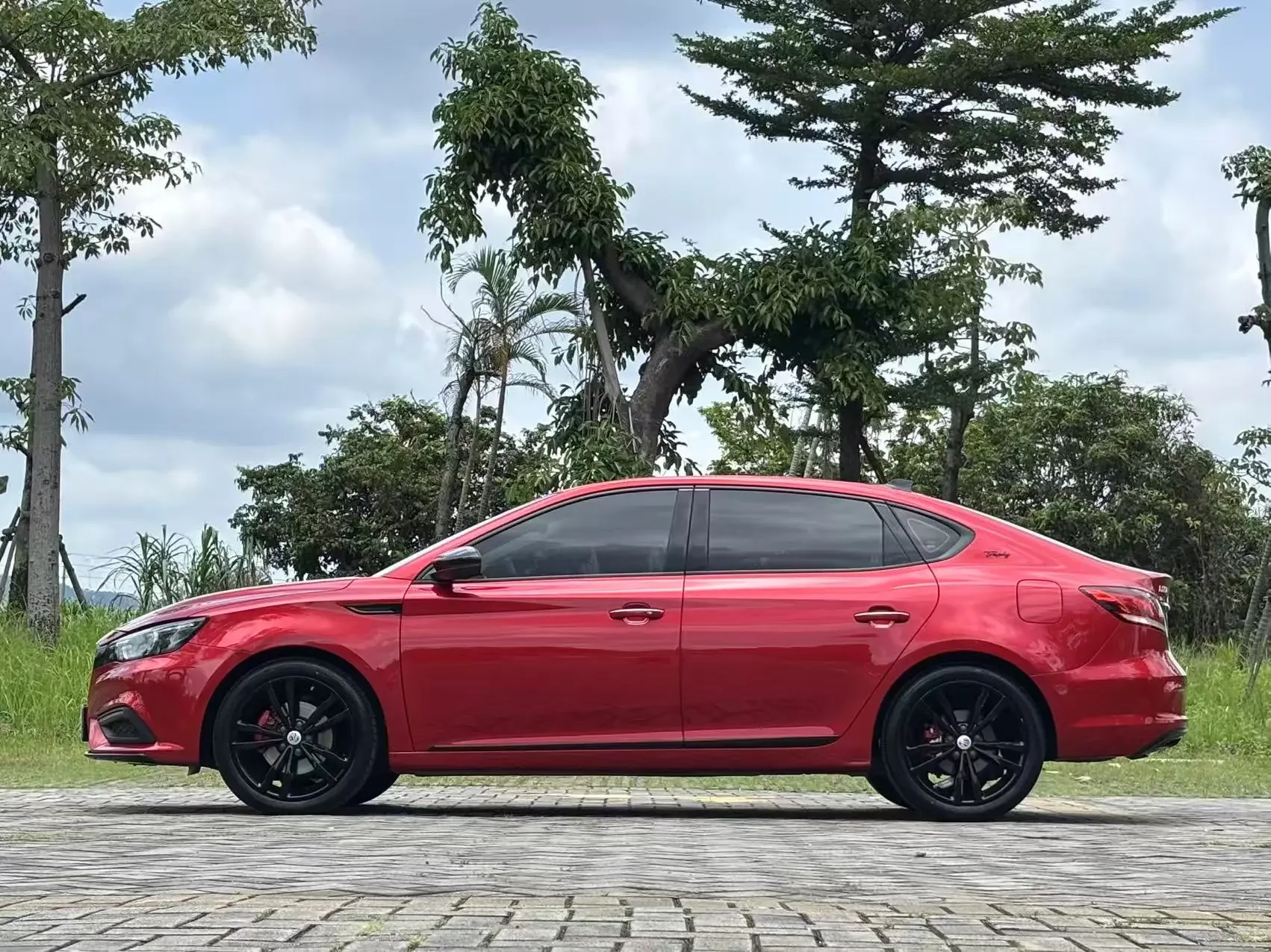 MG 6
