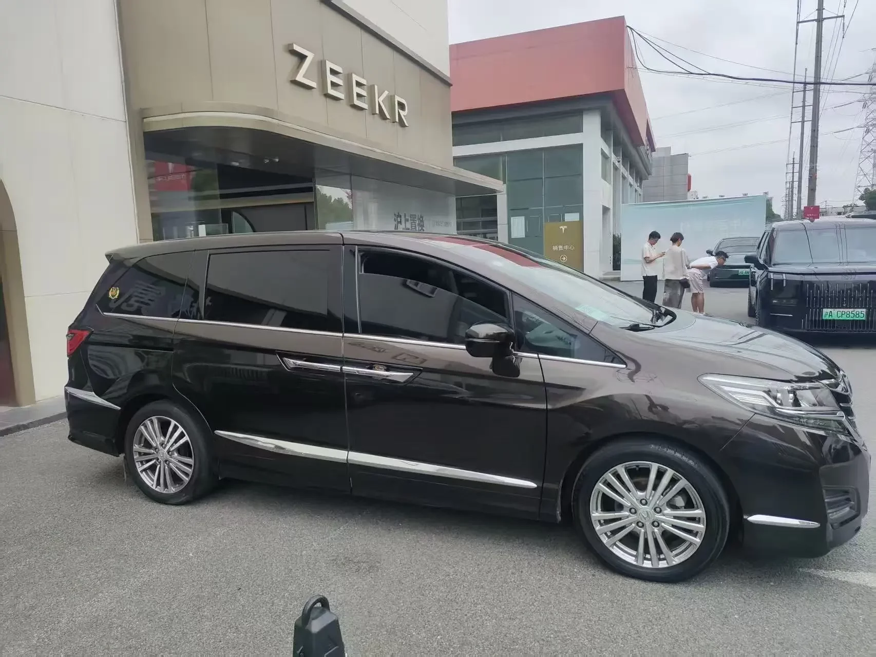 Honda Elysion (Alison)  из Китая