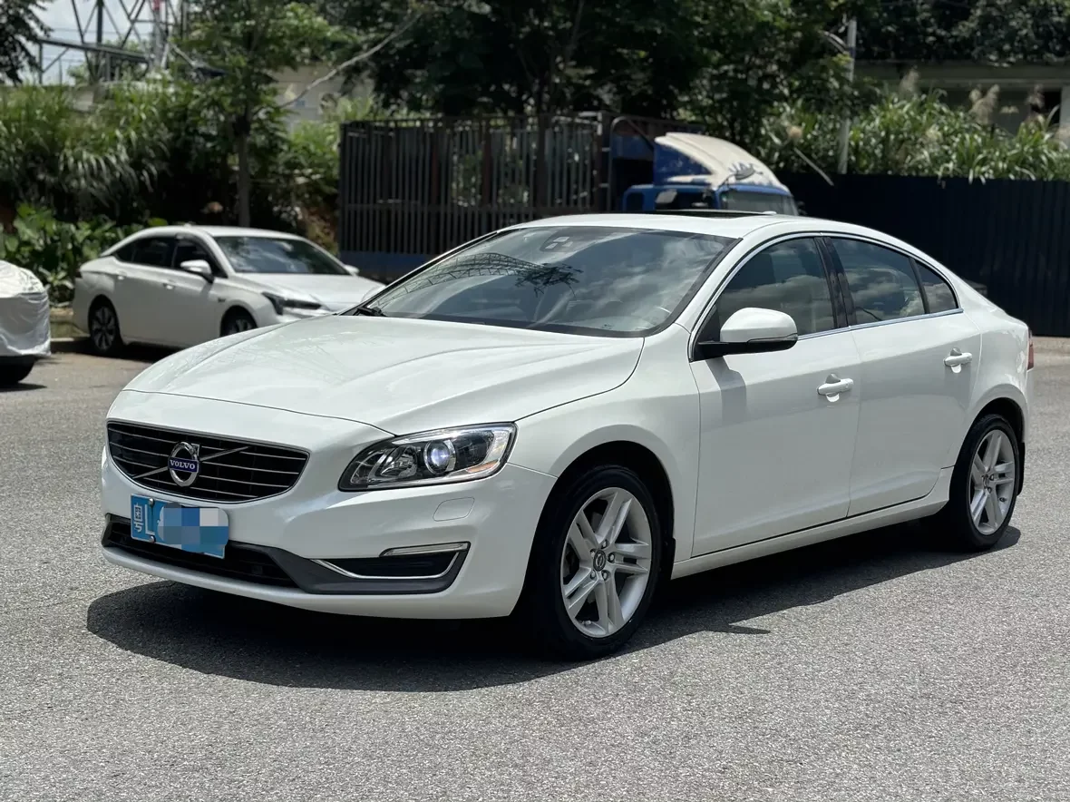 Volvo S60