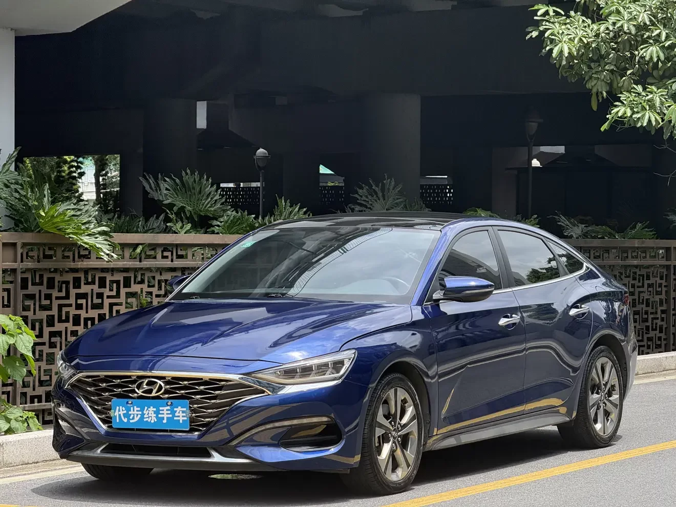 Hyundai Lafesta