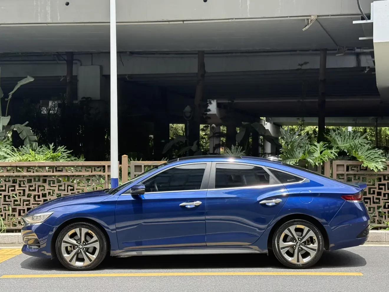 Hyundai Lafesta