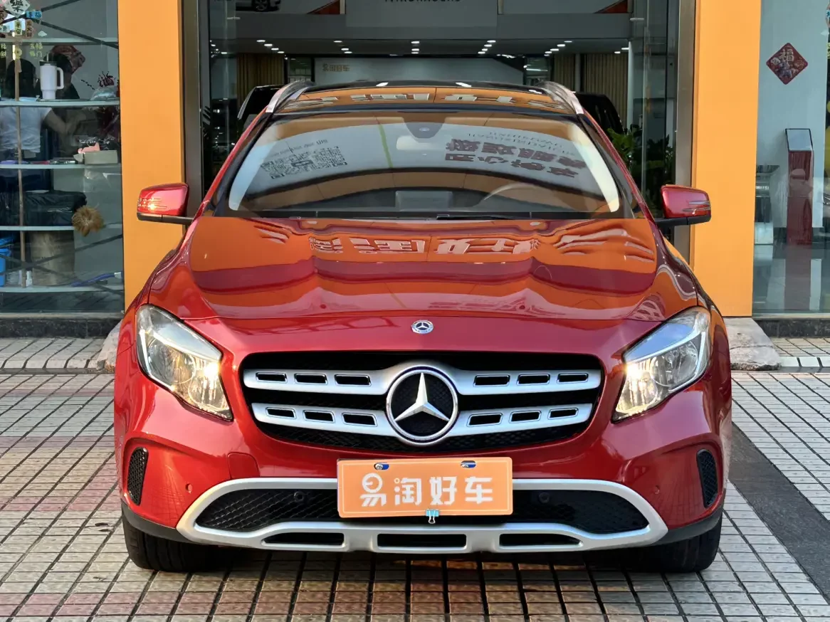 Mercedes-Benz GLA