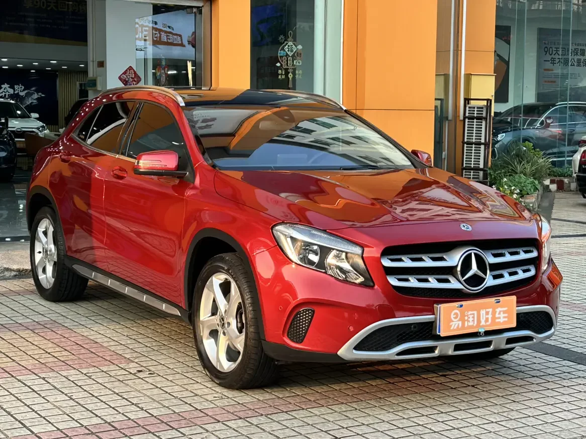 Mercedes-Benz GLA