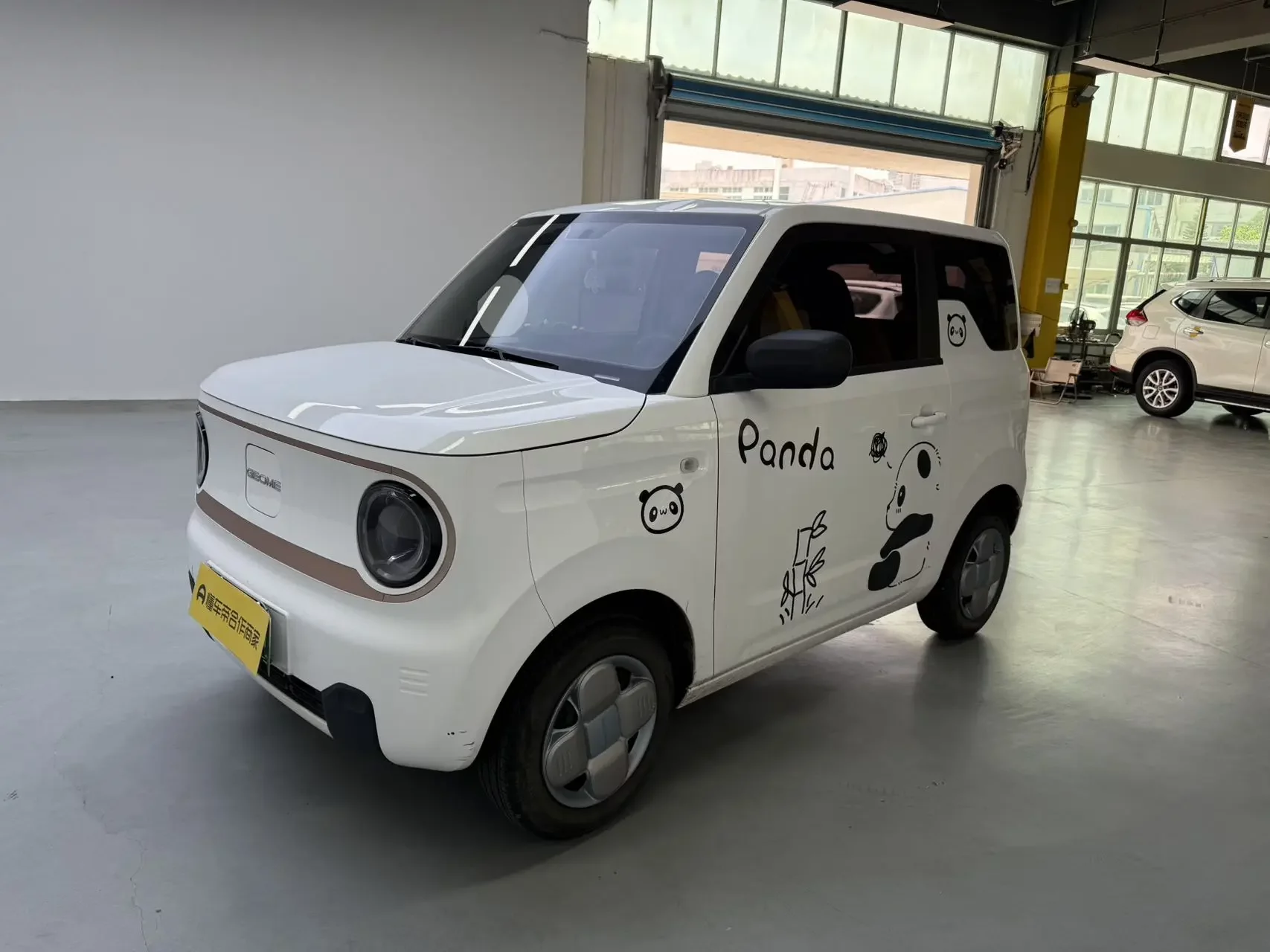 Geely panda