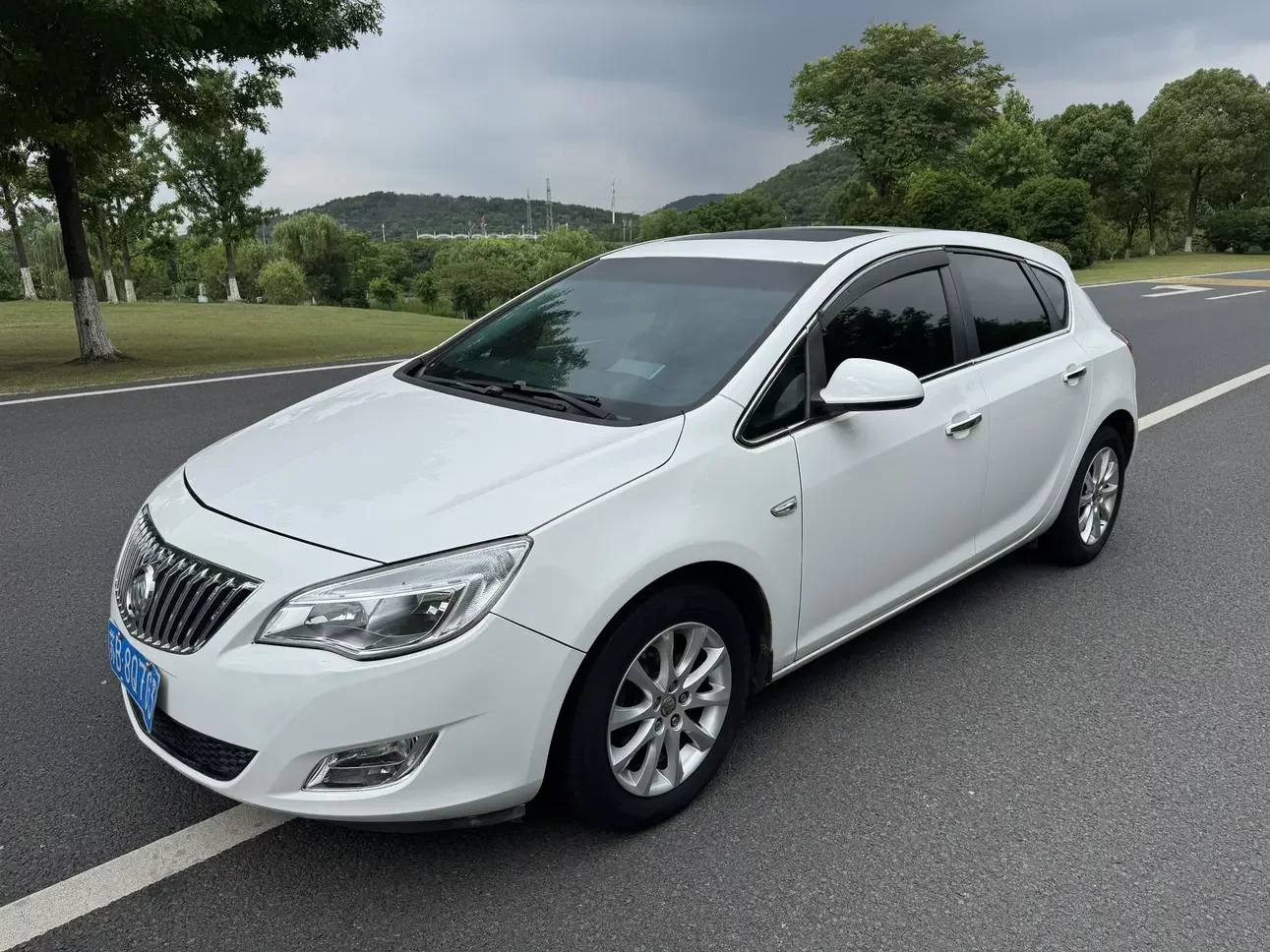Buick Yinglang