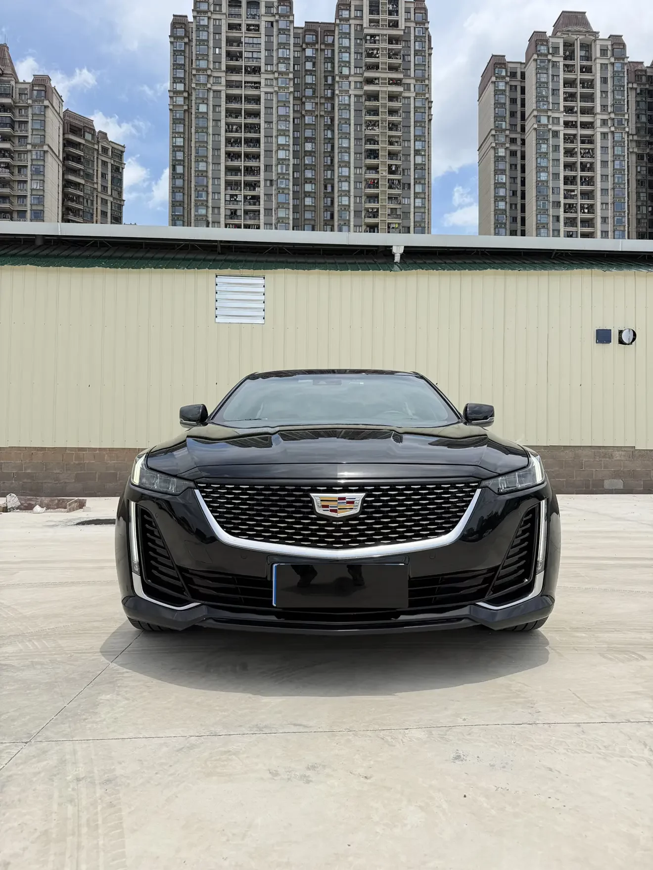 Cadillac CT5  из Китая